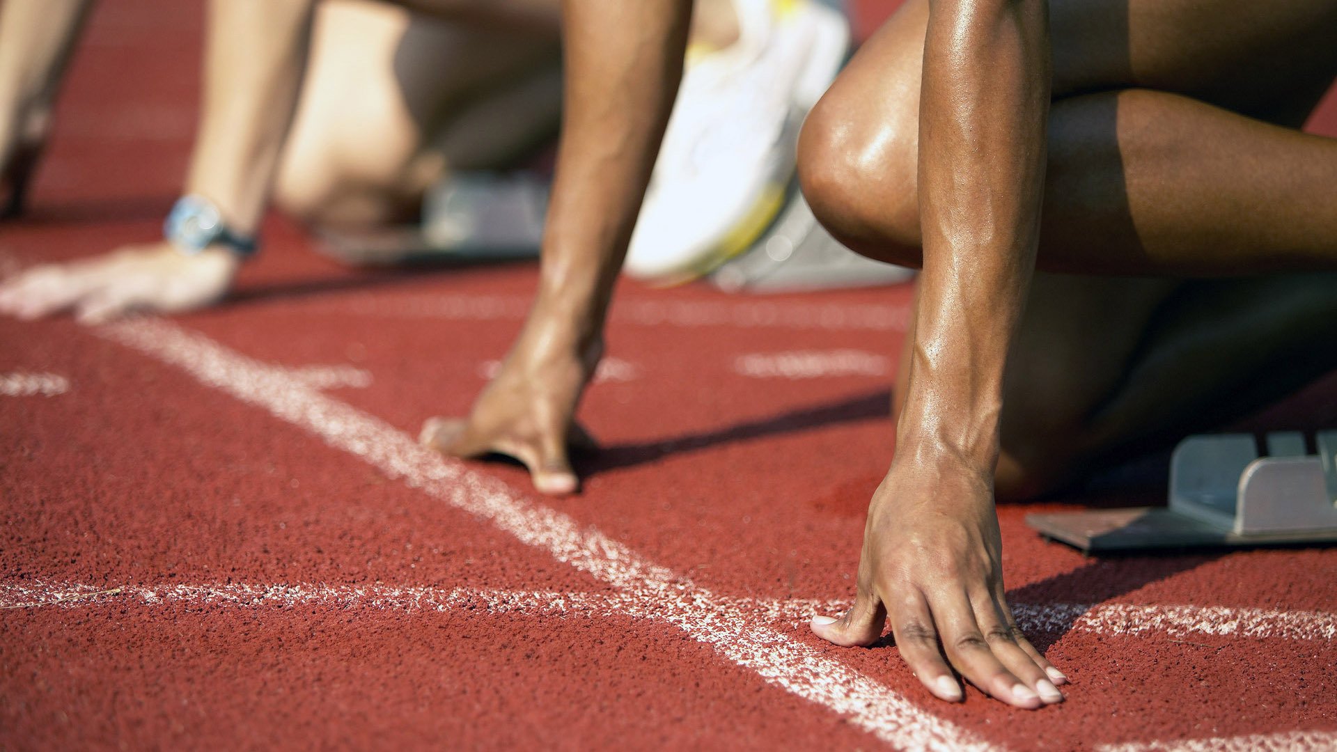 历史上的第一人：首次夺冠的瞬间，第一位冠军