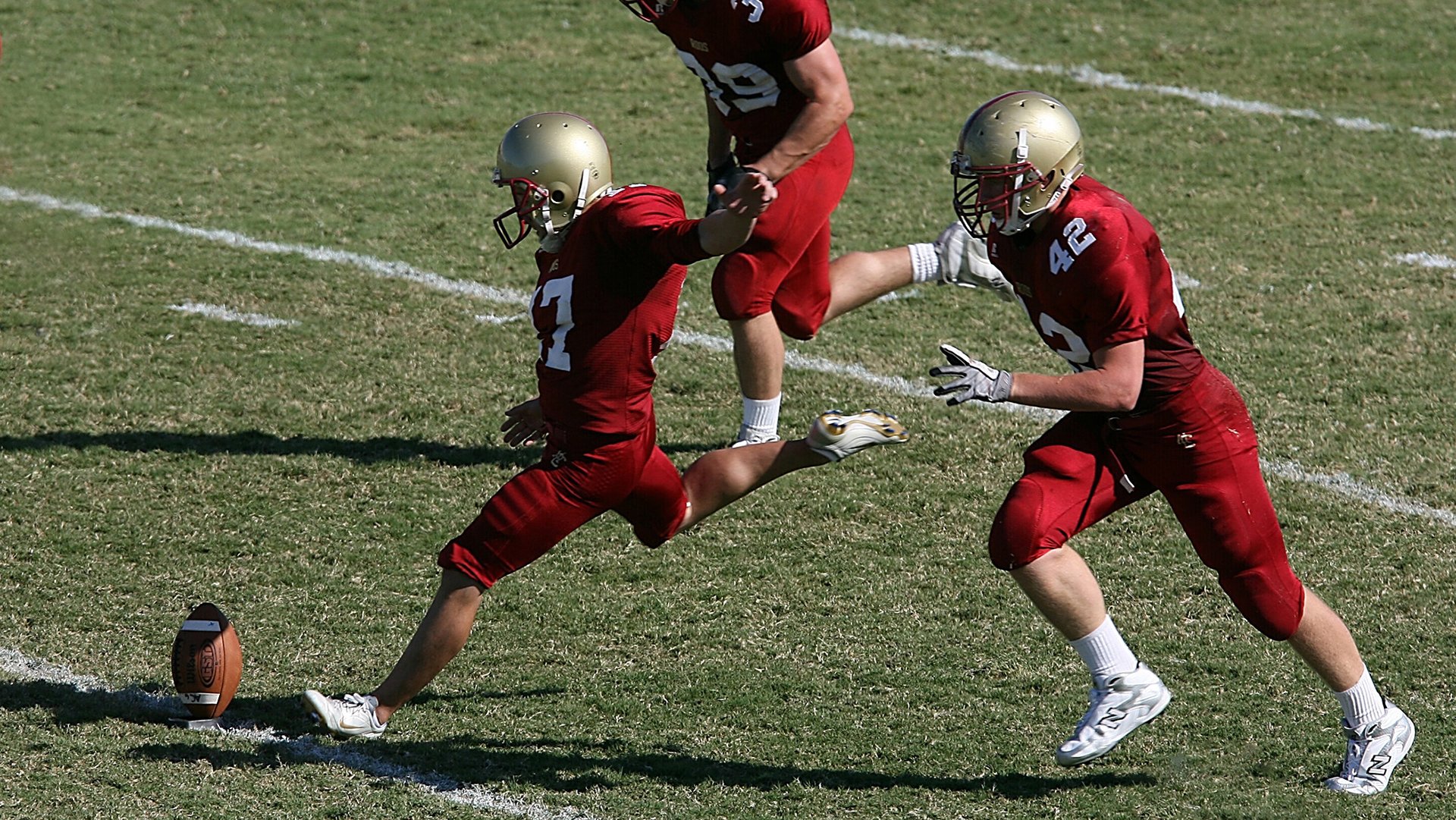 开云·Kaiyun网页版-巴塞罗那主场越战越勇登顶西甲积分榜，巴塞罗那西甲战绩